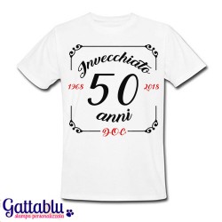 T-shirt uomo compleanno "Invecchiato 50 anni D.O.C." personalizzabile con data di nascita, bianca