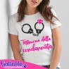 T-shirt donna Testimone della Condannata! Manette ed anello di fidanzamento! Per festa Addio al Nubilato, testimone sposa!