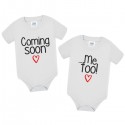 Coppia di Body Bimbo o Bimba Neonati Gemelli Gemellini Coming soon! Me too! Da personalizzare con nomi! Cuori rossi!